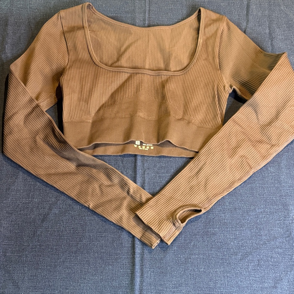 OQQ Brown Ribbed Crop Top with Long Sleeves